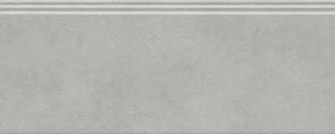 Плинтус Чементо серый матовый обрезной 30x12