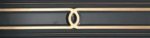 Marvel Gold Black 7.8x30.5